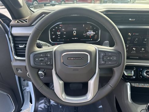 New 2026 GMC Sierra 1500 Denali w/ Denali Reserve Package AWD/4WD image 11