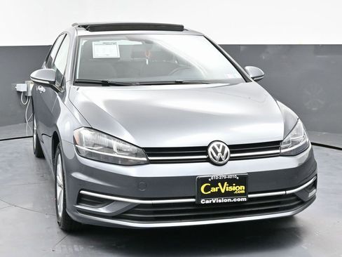 Used 2021 Volkswagen Golf 4-Door image 4