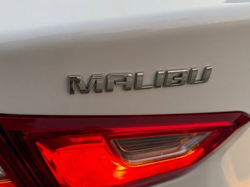 Used 2024 Chevrolet Malibu LT FWD image 24