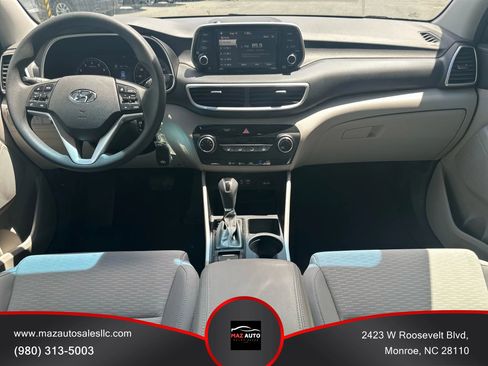Used 2020 Hyundai Tucson SE image 6