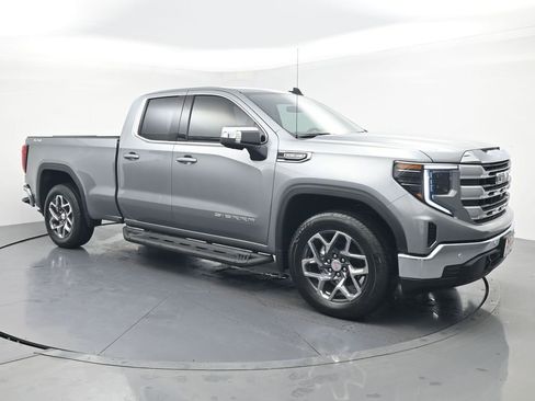 Used 2026 GMC Sierra 1500 SLE w/ Preferred Package image 7