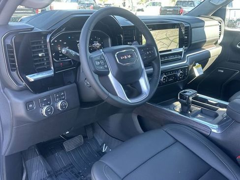 New 2026 GMC Sierra 1500 SLT w/ SLT Premium Package AWD/4WD image 10