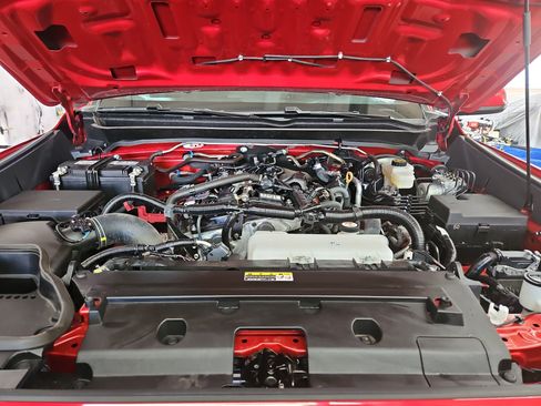 Used 2025 Toyota Tacoma TRD Off-Road image 28