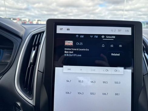 Used 2024 Ford Edge SEL w/ Convenience Package image 15