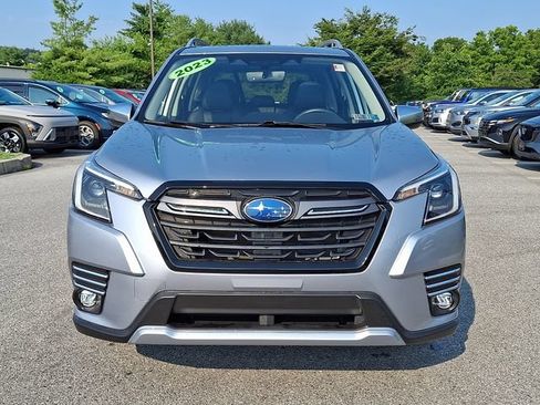 Used 2023 Subaru Forester Touring AWD/4WD image 2