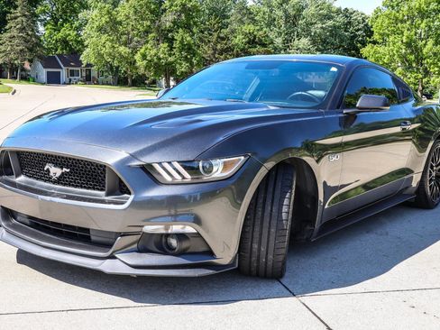 Used 2015 Ford Mustang GT Premium w/ GT Performance Package RWD image 4