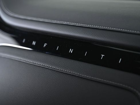 New 2026 INFINITI QX80 Luxe image 19