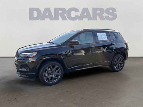 Used 2025 Jeep Compass Limited w/ High Altitude Package AWD/4WD image 3