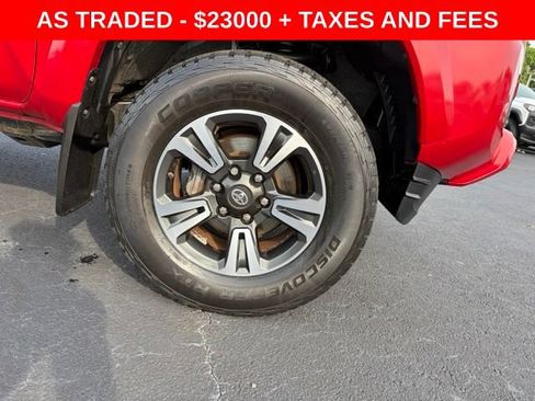 Used 2016 Toyota Tacoma TRD Sport w/ Towing Package AWD/4WD image 8