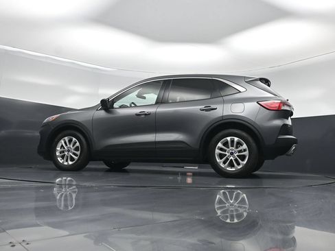 Used 2022 Ford Escape SE FWD image 46