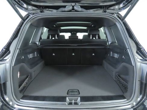 Certified 2025 Mercedes-Benz GLB 250 4MATIC image 28