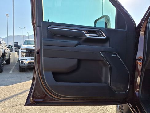 Used 2024 Chevrolet Silverado 2500 LTZ w/ LTZ Plus Package AWD/4WD image 12