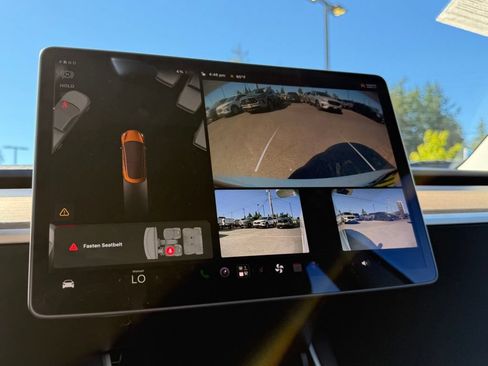 Used 2019 Tesla Model 3 AWD/4WD image 18