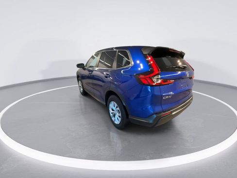Used 2025 Honda CR-V LX image 6