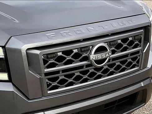 Certified 2024 Nissan Frontier SL w/ Technology Package image 27