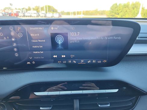 New 2026 Buick Enclave Avenir w/ Super Cruise Package image 13