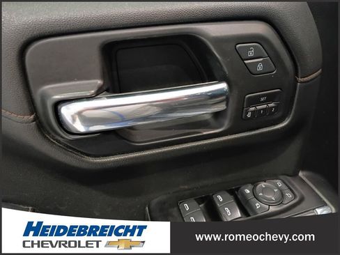 Used 2019 GMC Sierra 1500 AT4 w/ AT4 Premium Package image 13