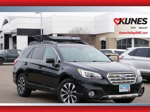 Used 2017 Subaru Outback 2.5i Limited image 1