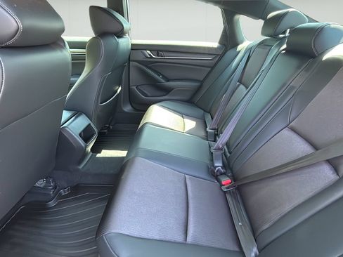 Used 2022 Honda Accord Sport image 16