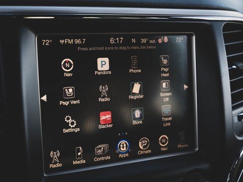 Used 2015 Jeep Grand Cherokee Overland image 22