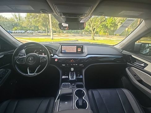 Certified 2024 Acura MDX w/ Technology Package FWD image 32