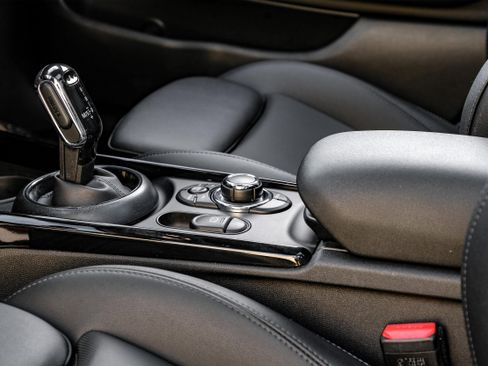 Used 2024 MINI Cooper Clubman S image 26