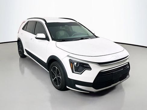 Used 2023 Kia Niro EX FWD image 1