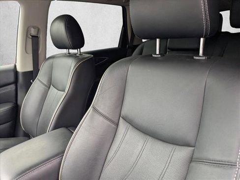 Used 2020 INFINITI QX60 Luxe w/ Essential Package image 11