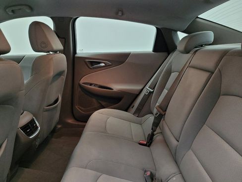 Used 2020 Chevrolet Malibu LT image 18