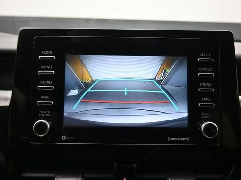 Used 2021 Toyota Camry LE FWD image 18