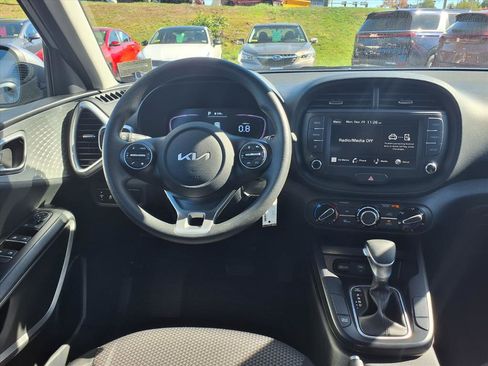 Certified 2024 Kia Soul LX w/ Option Group 015 image 8