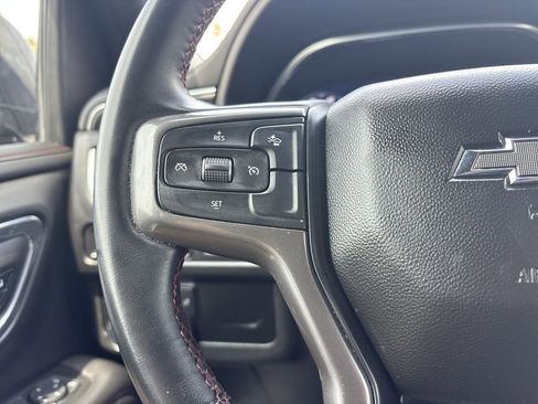 Used 2023 Chevrolet Suburban RST RWD image 28