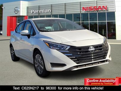 New 2025 Nissan Versa SV w/ Trunk Package