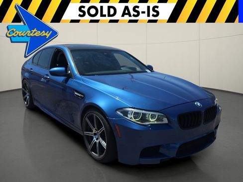 Used 2014 BMW M5 RWD image 1