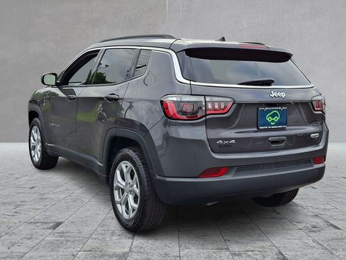 Used 2024 Jeep Compass Latitude AWD/4WD image 6