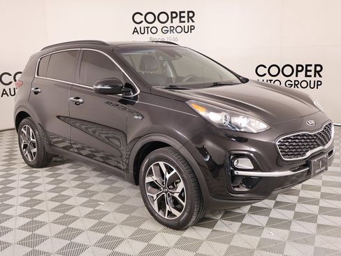 Used 2022 Kia Sportage EX image 1