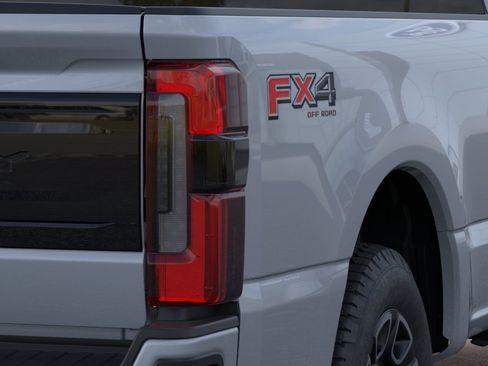 New 2026 Ford F350 Platinum w/ FX4 Off-Road Package AWD/4WD image 23