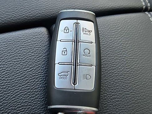 Used 2024 Genesis GV80 3.5T image 38