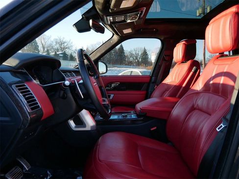 Used 2018 Land Rover Range Rover Autobiography image 8