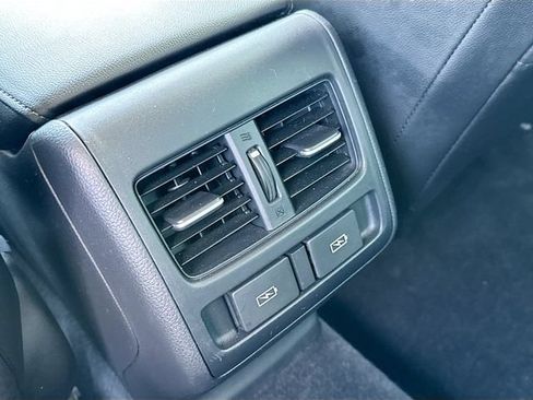 Used 2020 Honda Accord Touring image 35