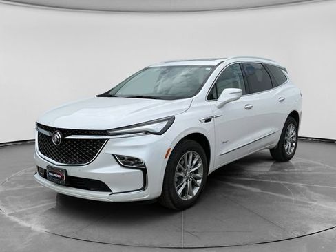 Used 2023 Buick Enclave Avenir w/ Avenir Technology Package AWD/4WD image 7