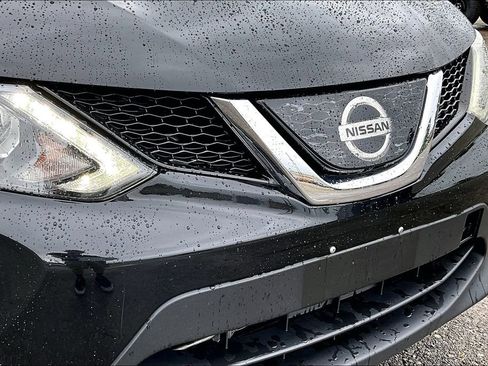 Used 2019 Nissan Rogue Sport SV w/ Technology Package FWD image 28