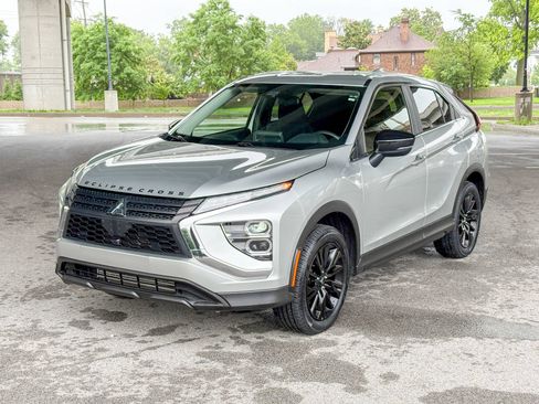 Used 2023 Mitsubishi Eclipse Cross LE AWD/4WD image 7