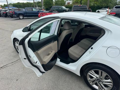 Used 2020 Hyundai Elantra SEL w/ Cargo Package (C1) FWD image 14
