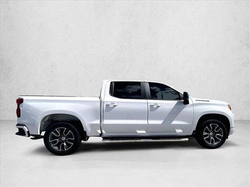 Used 2023 Chevrolet Silverado 1500 RST RWD image 5