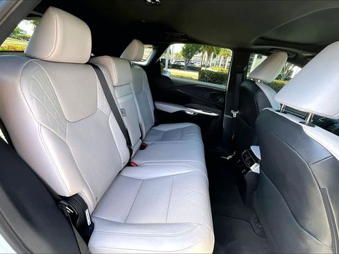 Used 2025 Lexus RX 350 Premium Plus w/ Convenience Package image 20