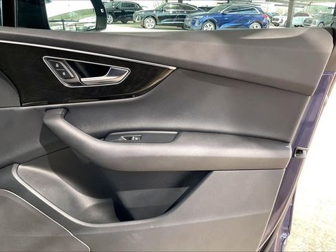 Used 2022 Audi Q7 2.0T Premium w/ Convenience Package image 21