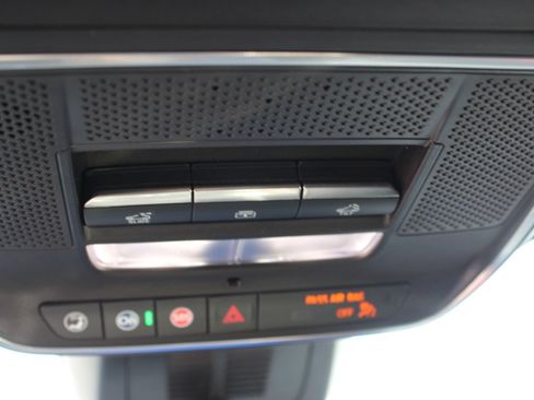 Used 2025 Chevrolet Equinox RS w/ Convenience Package III AWD/4WD image 22