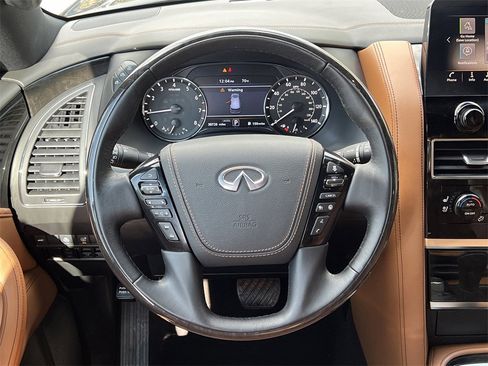 Used 2024 INFINITI QX80 Sensory w/ All-Season Package image 21