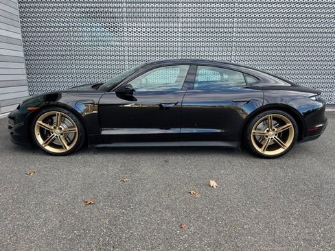 Used 2022 Porsche Taycan 4S image 2